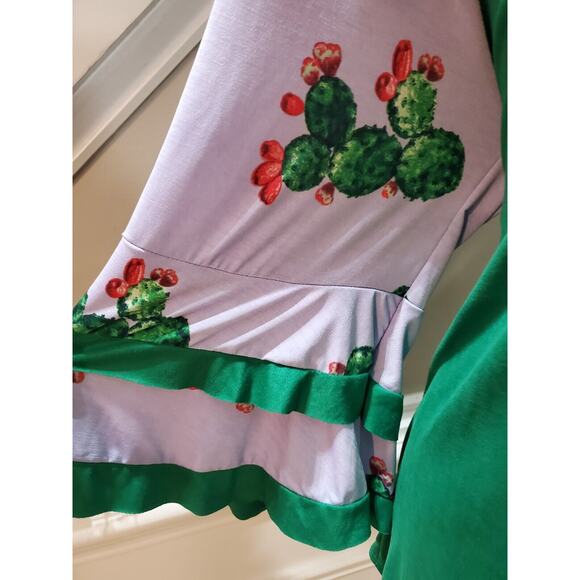Womens Green & White Cactus Round Neck Long Flare Sleeve Top Blouse Size 3XL - Picture 4 of 11